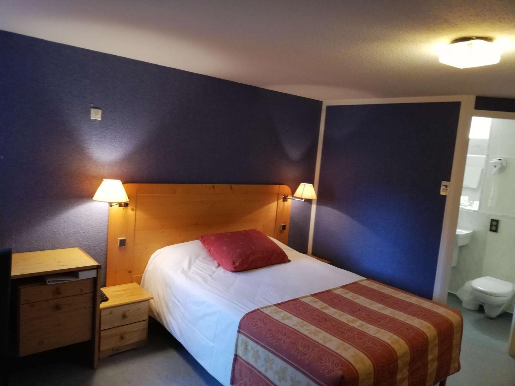 Brit Hotel Vallee Du Lot Fumel Екстер'єр фото