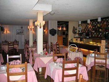 Brit Hotel Vallee Du Lot Fumel Екстер'єр фото
